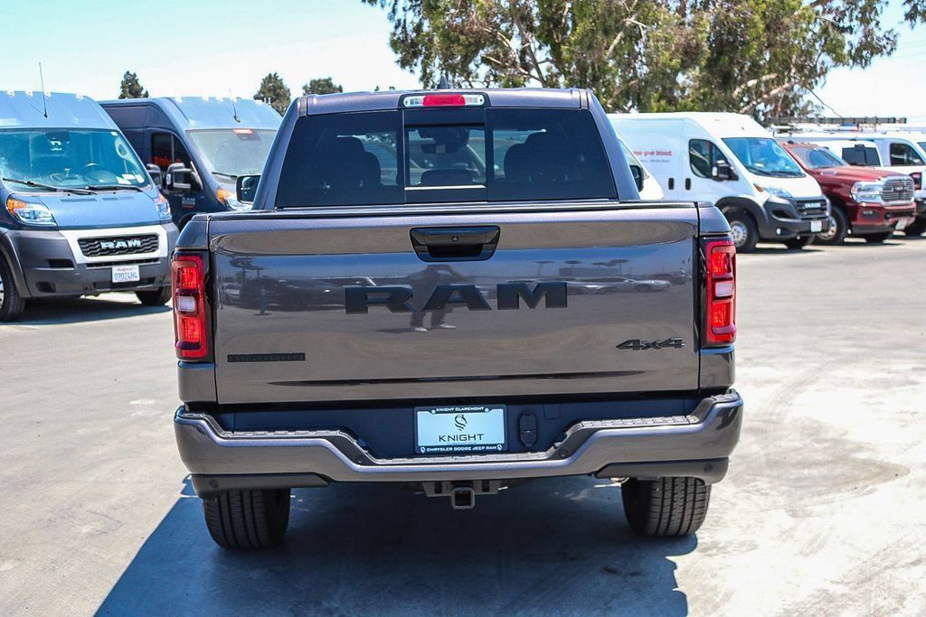 New 2026 RAM 1500 Big Horn w/ Night Edition AWD/4WD image 8