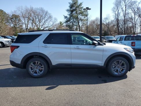 New 2026 Ford Explorer Active AWD/4WD image 39