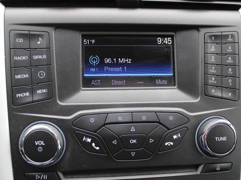 Used 2015 Ford Fusion SE w/ Equipment Group 201A FWD image 21