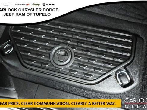 Used 2025 RAM 1500 Laramie AWD/4WD image 31