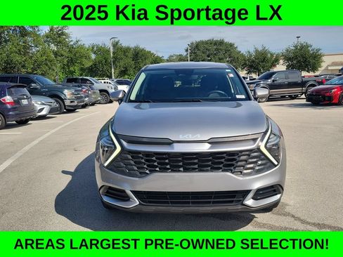 Certified 2025 Kia Sportage LX FWD image 2