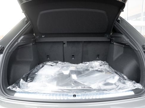 New 2025 Audi Q3 2.0T Premium image 28