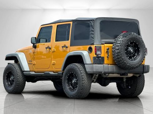 Used 2014 Jeep Wrangler Unlimited Sport AWD/4WD image 5