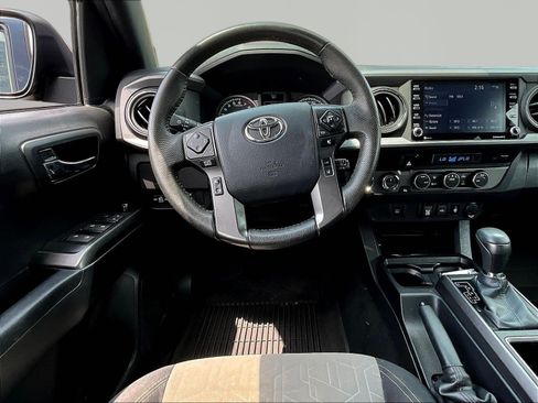 Used 2023 Toyota Tacoma TRD Off-Road AWD/4WD image 8
