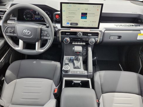 New 2026 Toyota Tacoma TRD Off-Road AWD/4WD image 9