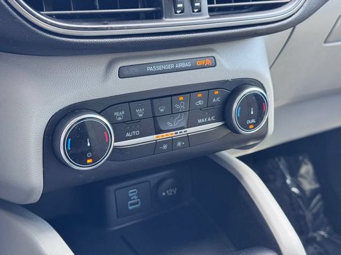 Used 2023 Ford Escape Active FWD image 31