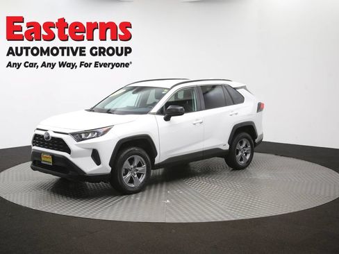 Used 2022 Toyota RAV4 LE AWD/4WD image 57