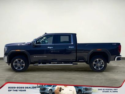 New 2025 GMC Sierra 2500 SLT w/ SLT Premium Package