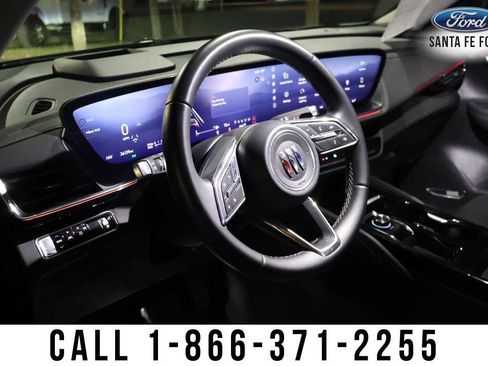 Used 2024 Buick Envision Preferred image 8