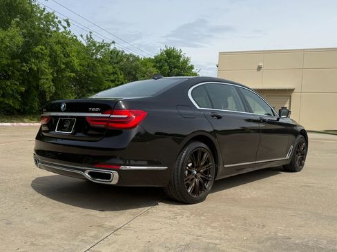 Used 2016 BMW 750i xDrive AWD/4WD image 5