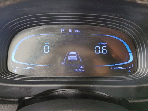 Used 2023 Hyundai Venue SEL w/ Cargo Package image 27