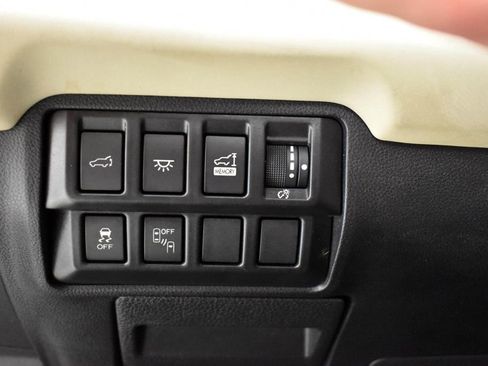 Used 2021 Subaru Ascent Touring w/ Popular Package #2A image 12