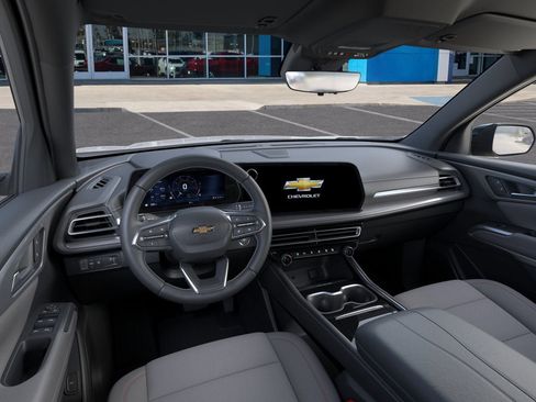 New 2026 Chevrolet Traverse LT w/ Driver Confidence Package image 39