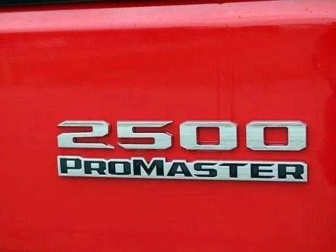 New 2025 RAM ProMaster 2500 w/ Quick Order Package 22G SLT image 26