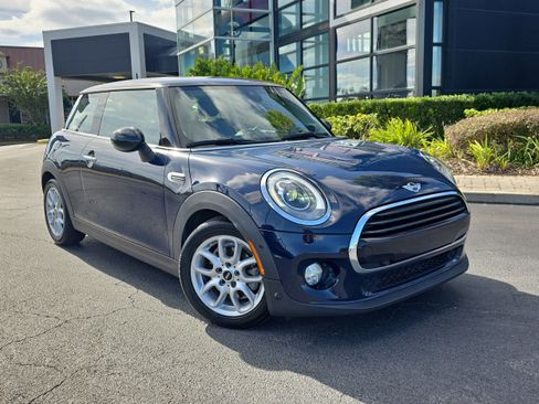Used 2016 MINI Cooper 2-Door Hardtop image 25