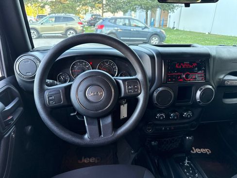 Used 2016 Jeep Wrangler Unlimited Sport w/ Max Tow Package AWD/4WD image 14