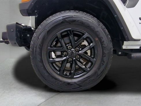 Used 2023 Jeep Wrangler Sport image 32