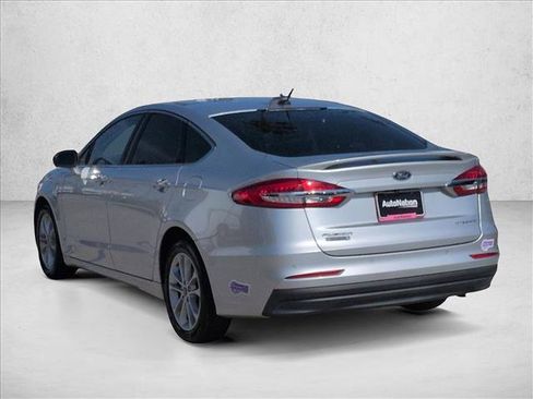 Used 2019 Ford Fusion Energi Titanium image 8
