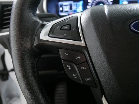 Used 2024 Ford Edge SEL image 27