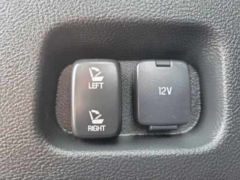 Used 2023 Ford Edge SEL w/ Convenience Package AWD/4WD image 9