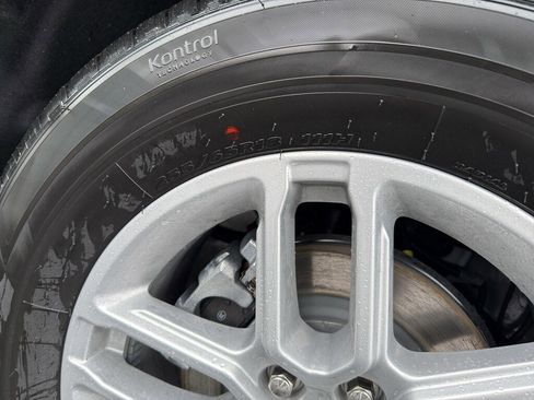 New 2026 Ford Explorer Active AWD/4WD image 14