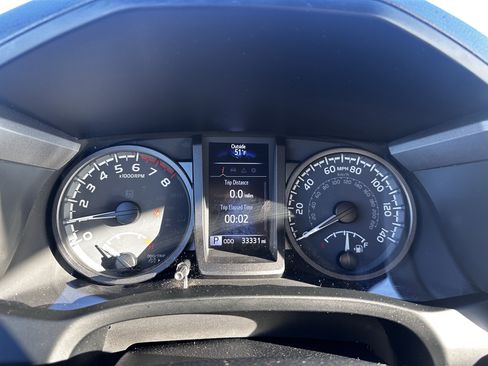 Used 2023 Toyota Tacoma TRD Off-Road image 15