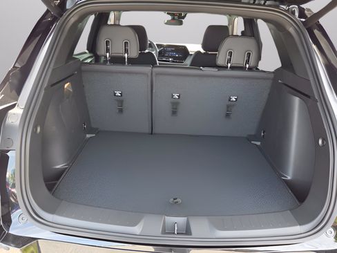 New 2026 Chevrolet TrailBlazer RS w/ Convenience Package FWD image 13