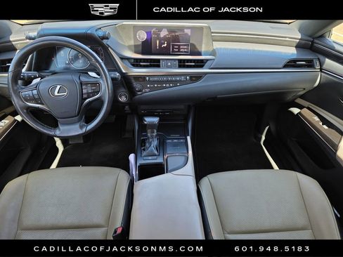 Used 2019 Lexus ES 350 350 w/ Accessory Package 2 image 9