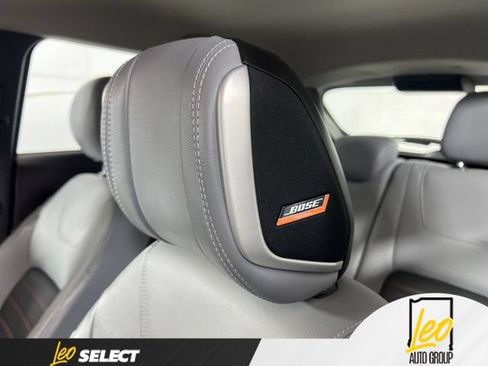 Used 2023 Nissan Kicks SR w/ SR Premium Package FWD image 13