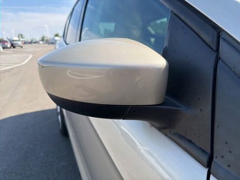 Used 2018 Ford Escape SEL FWD image 5