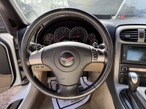 Used 2007 Chevrolet Corvette Coupe w/ Preferred Equipment Group image 19