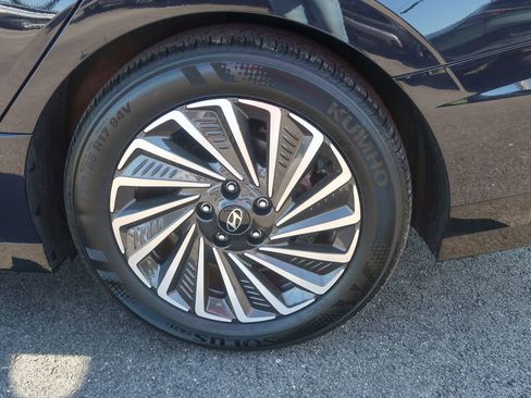 Used 2025 Hyundai Sonata SEL FWD image 16