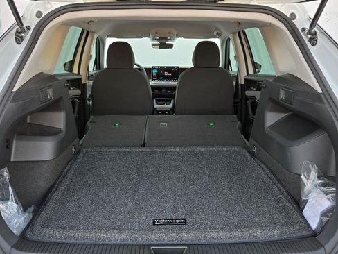 Certified 2025 Volkswagen Tiguan S FWD image 58