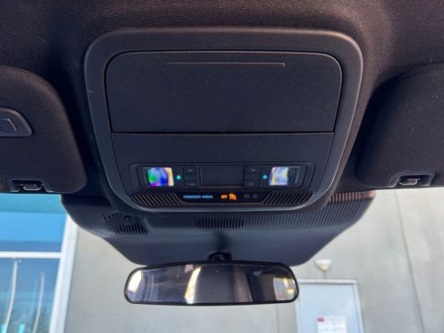 Used 2025 Ford Explorer ST-Line image 26