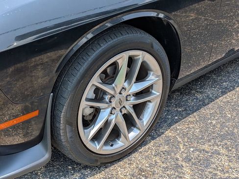 Used 2022 Dodge Challenger GT AWD/4WD image 8