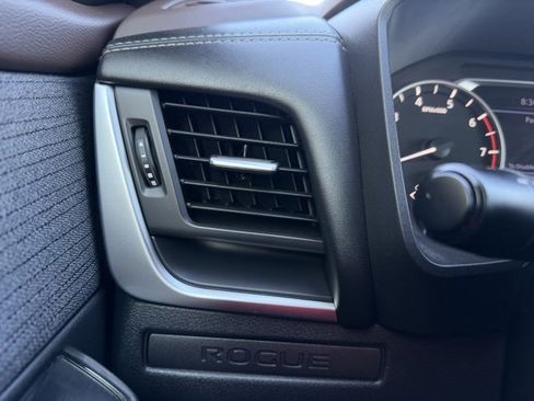 Certified 2023 Nissan Rogue S image 25