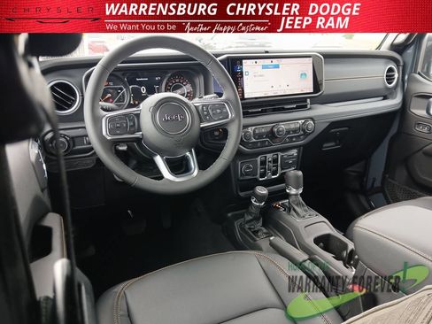 New 2026 Jeep Wrangler Unlimited Sahara AWD/4WD image 14