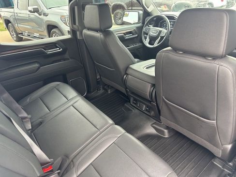 Used 2024 GMC Sierra 1500 SLT AWD/4WD image 19