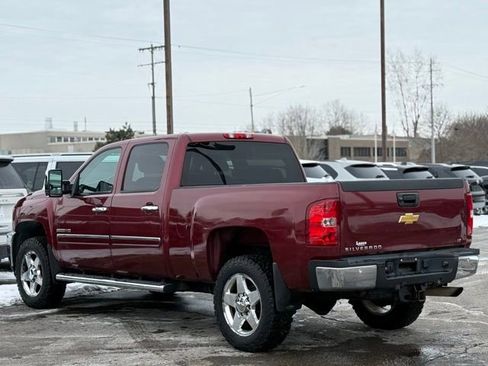 Used 2014 Chevrolet Silverado 2500 LT w/ Custom Sport Truck Package image 38