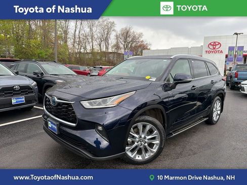 Used 2022 Toyota Highlander Limited AWD/4WD image 1