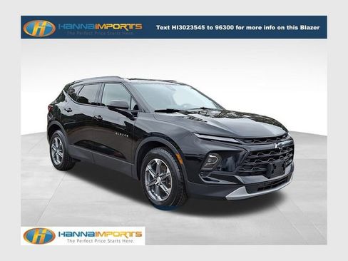 Used 2023 Chevrolet Blazer LT w/ Convenience Package image 1