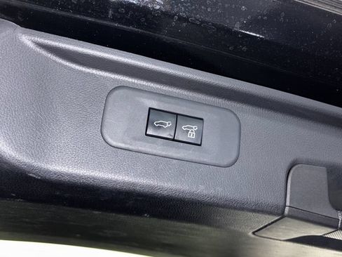 Certified 2024 Toyota Grand Highlander AWD image 38