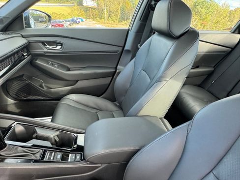 Used 2025 Honda Accord Sport image 7