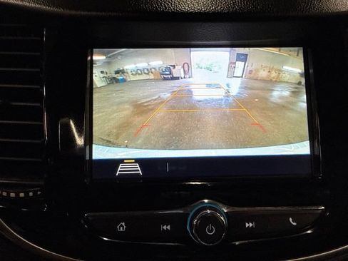 Used 2018 Chevrolet Trax LS AWD/4WD image 15