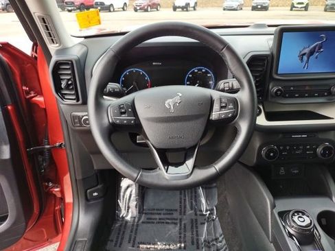 Used 2024 Ford Bronco Sport Heritage w/ Heritage Convenience Package image 12