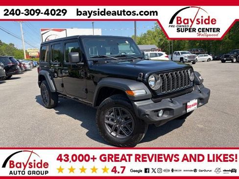 Used 2025 Jeep Wrangler Sport S AWD/4WD image 1