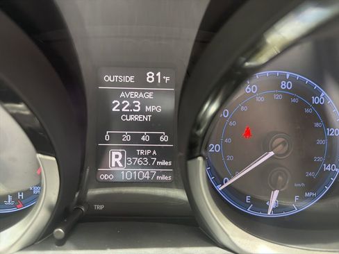 Used 2016 Toyota Corolla S image 13