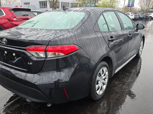 Used 2024 Toyota Corolla LE FWD image 7