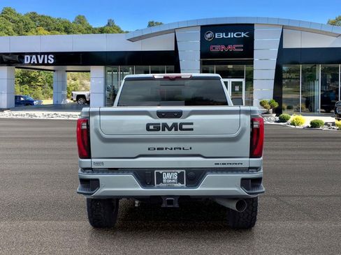 Used 2025 GMC Sierra 2500 Denali w/ Denali Reserve Package AWD/4WD image 5