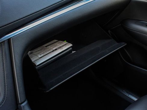 Used 2023 Cadillac XT5 Premium Luxury image 17